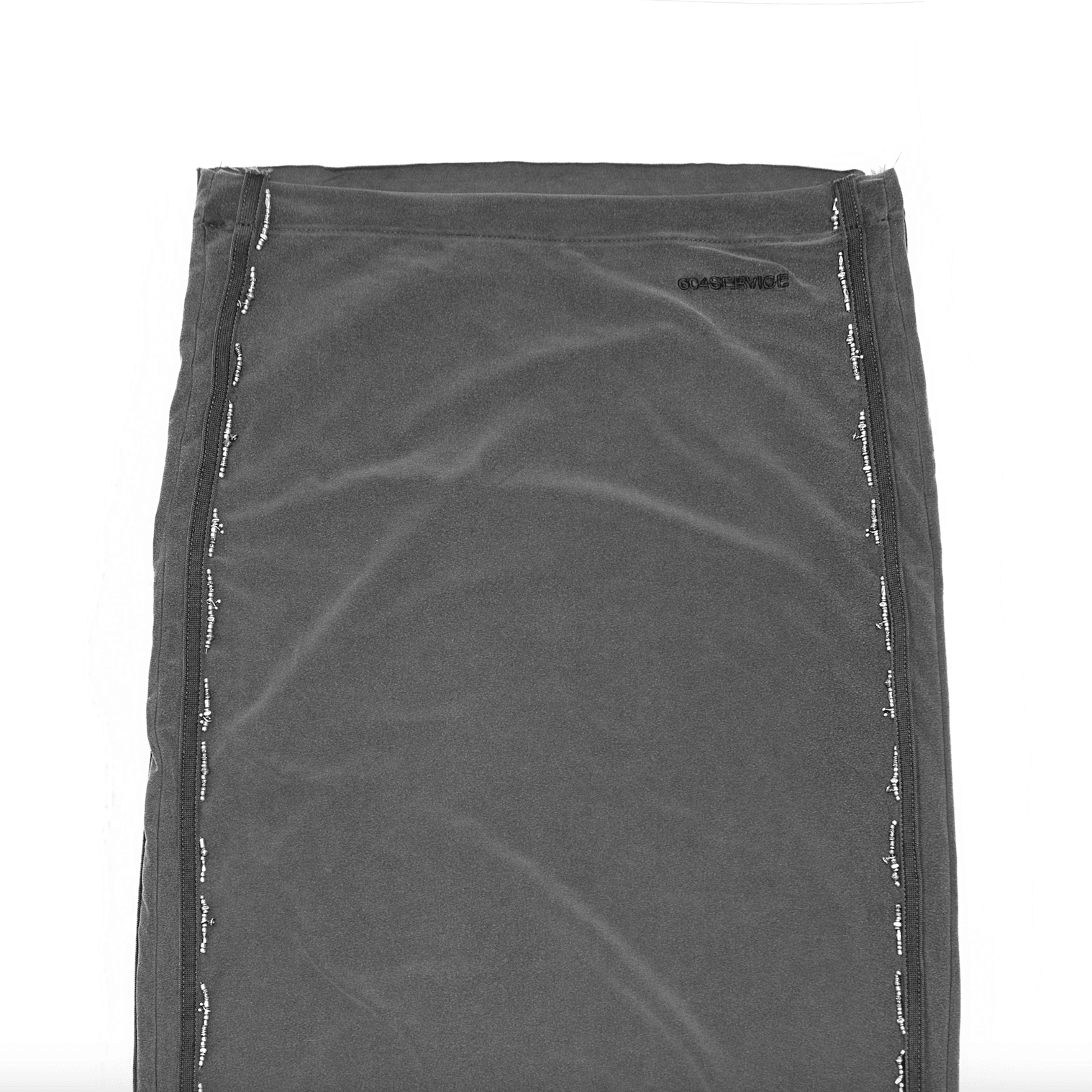 Perlenbesetzter Maxirock