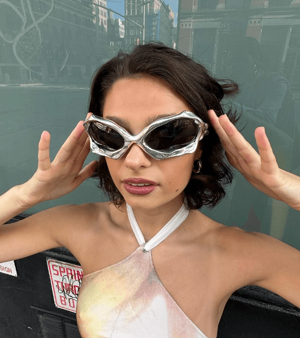 Drachenaugenbrille vorbestellen – versilbert