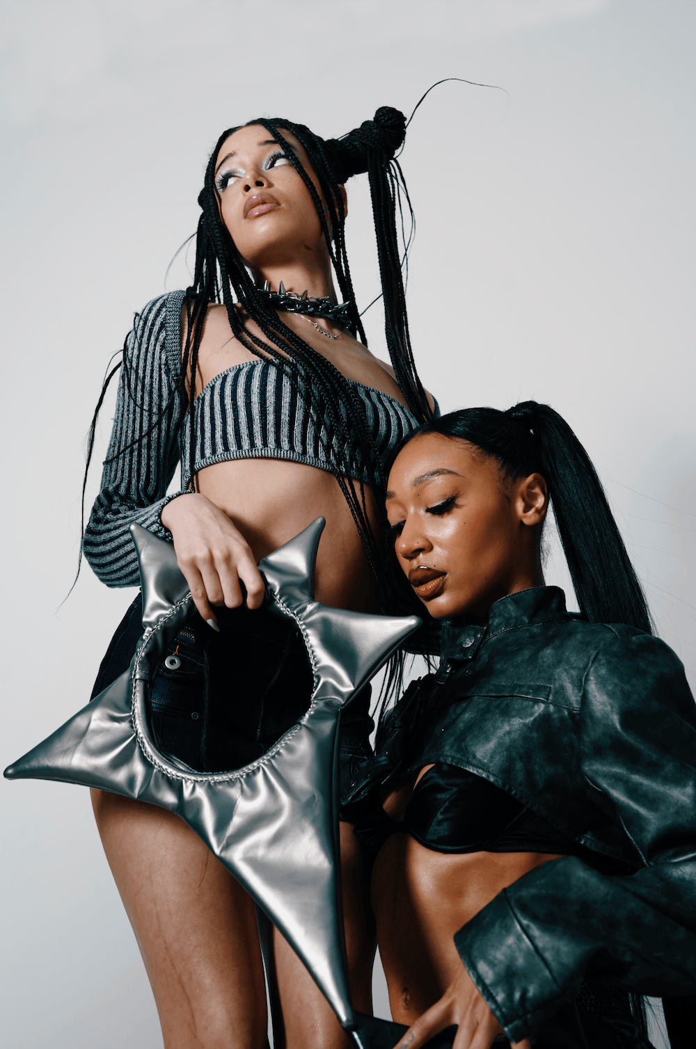 Silberne Kokav Star Plüsch-Umhängetasche