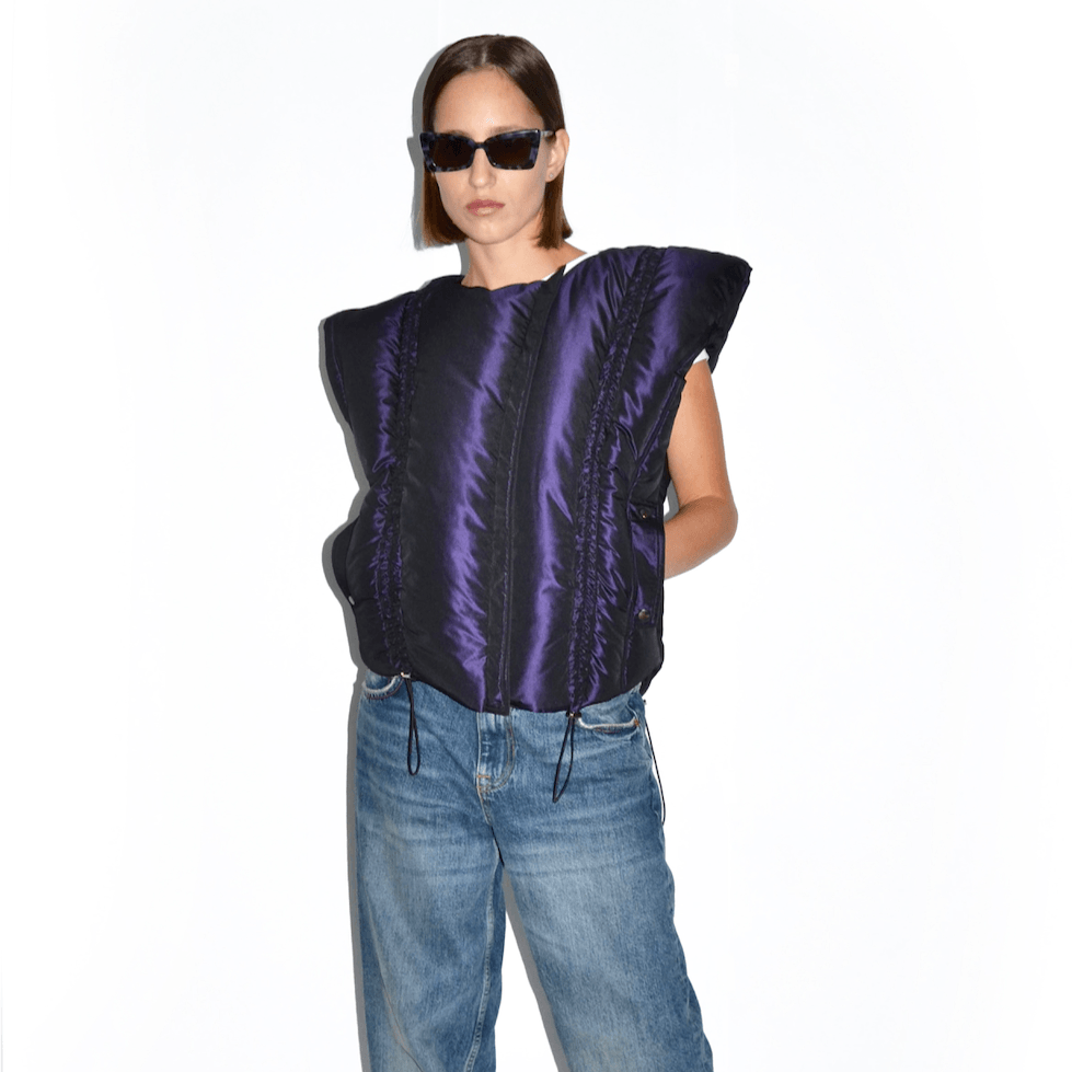 미드나잇 프릴 퍼퍼 베스트