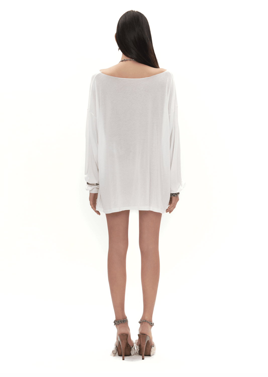 Studded Low-Cut T-Shirt in White
