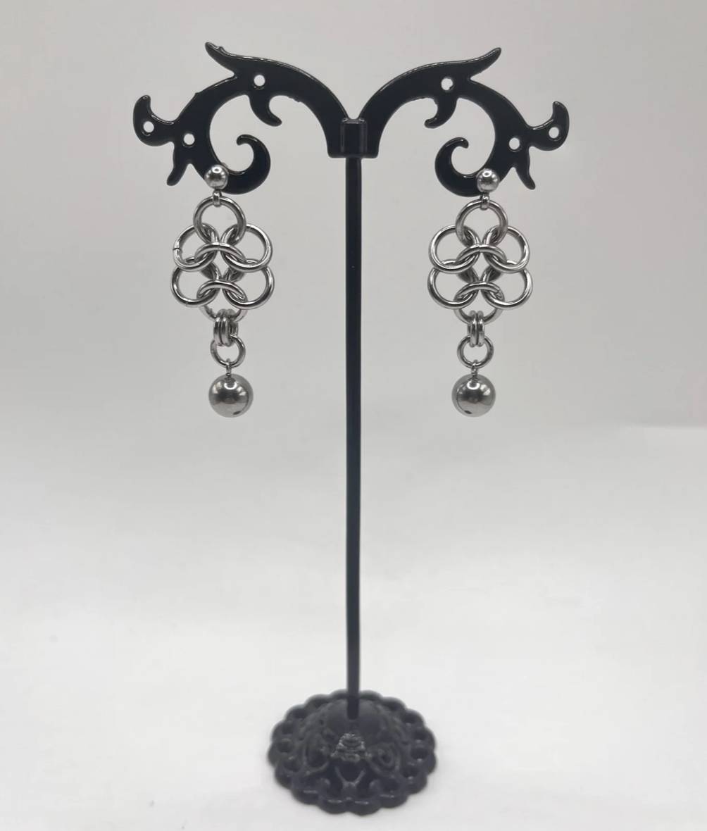 Pari Earrings