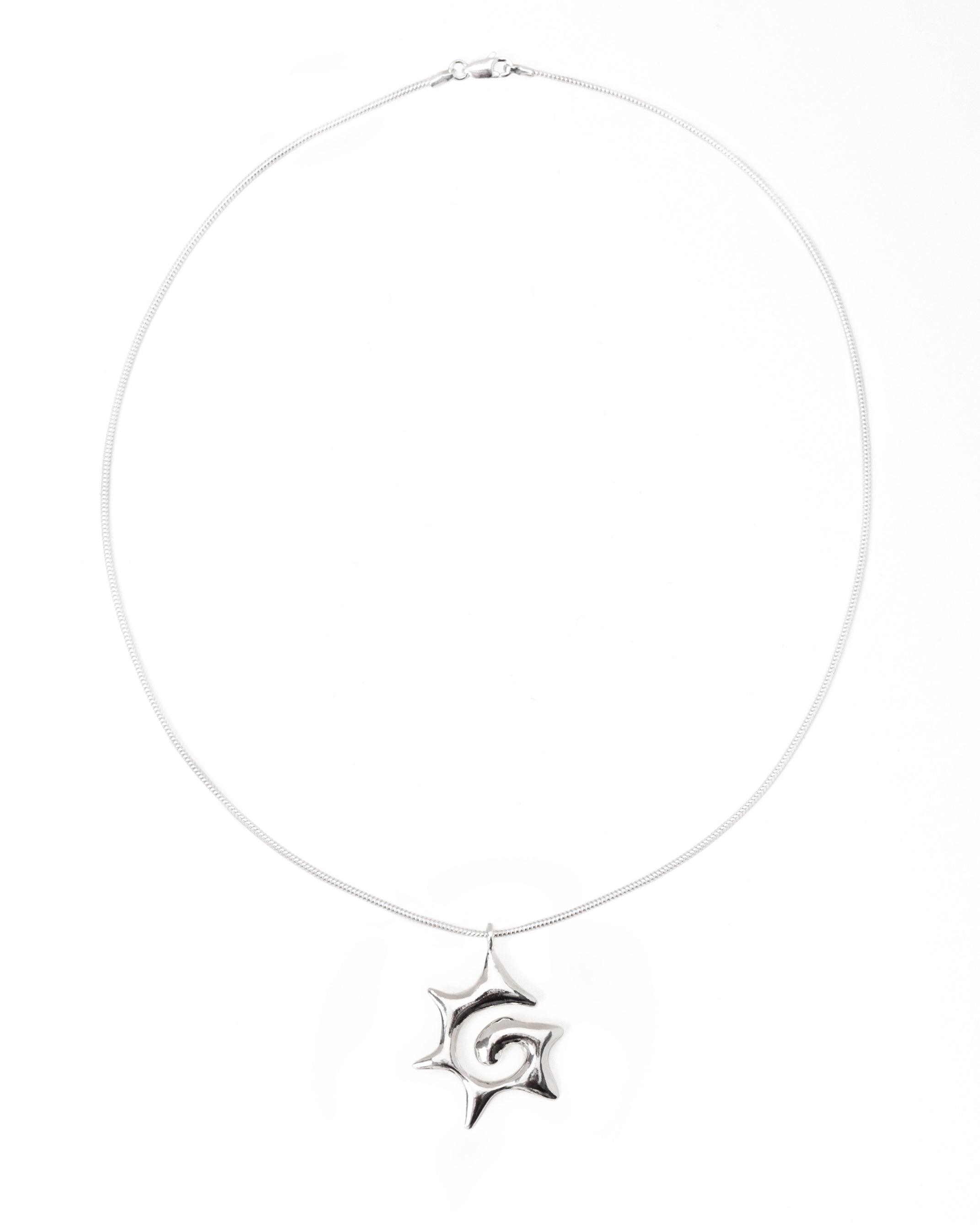 작은 가시 나선형 목걸이