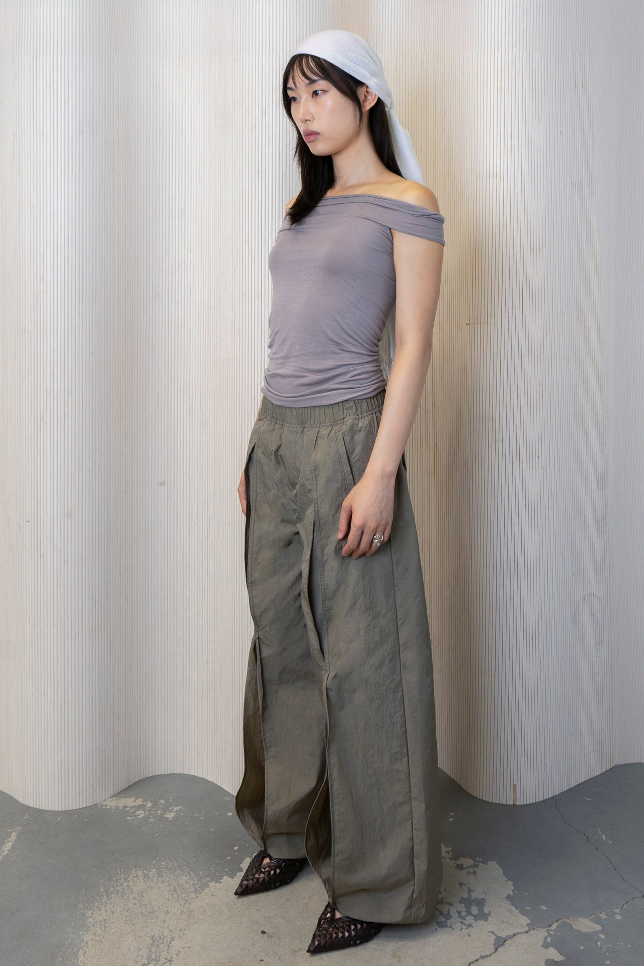 Stomata Track Pant in Mushroom