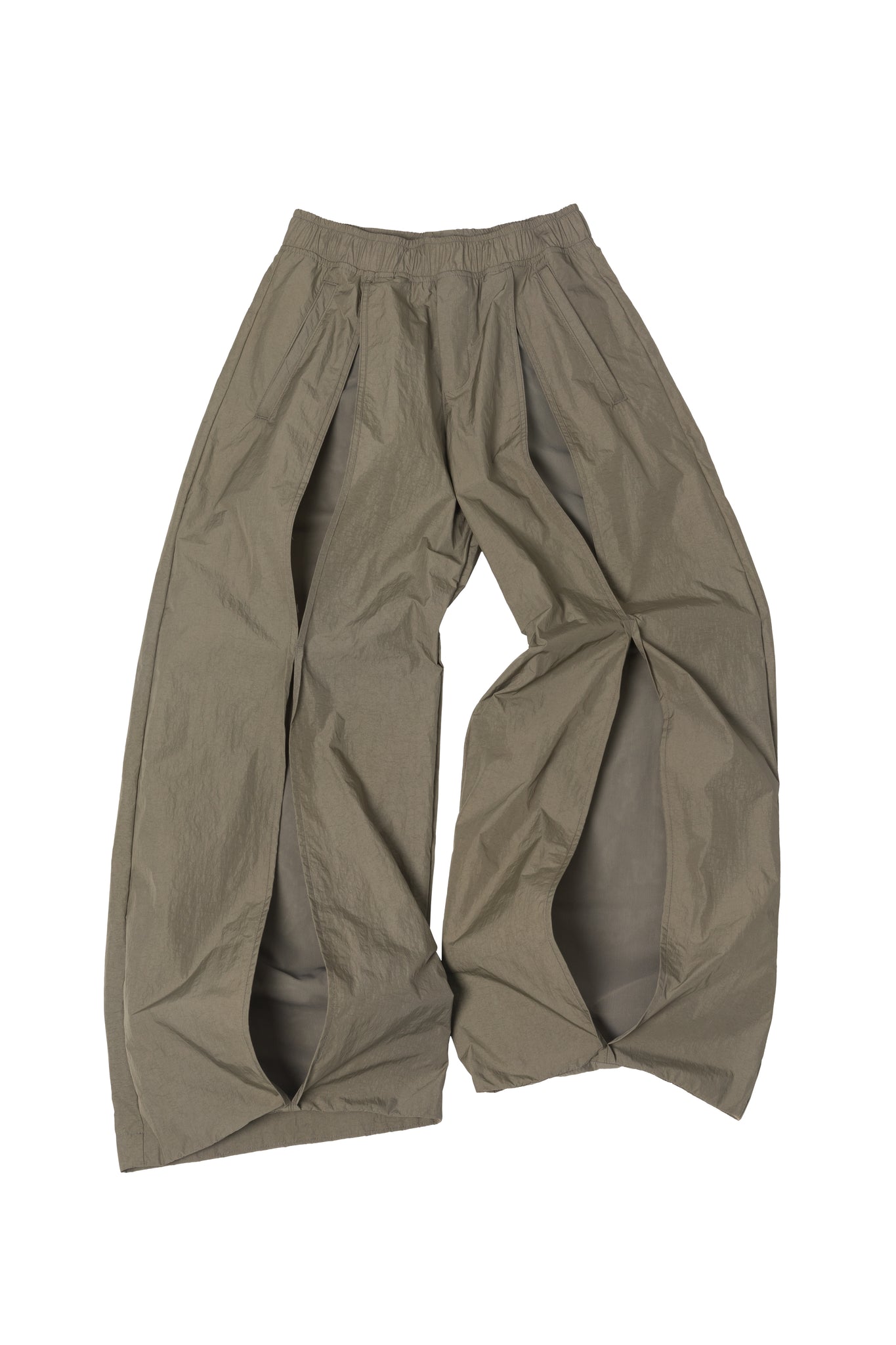 Stomata Track Pant in Mushroom