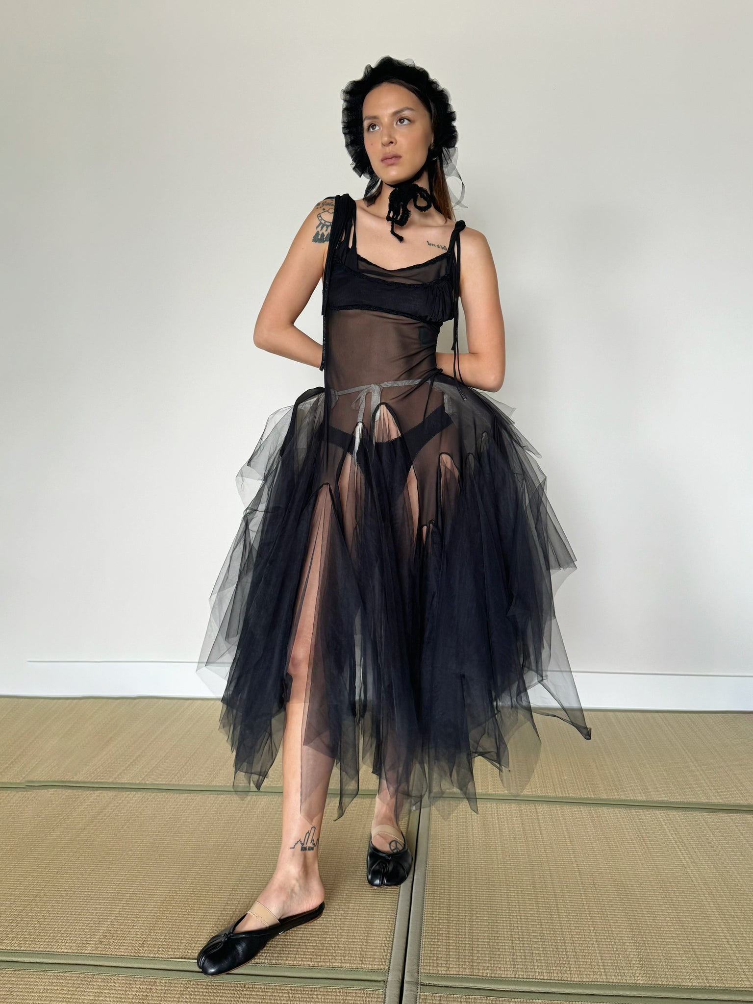 Swan Dress in Black