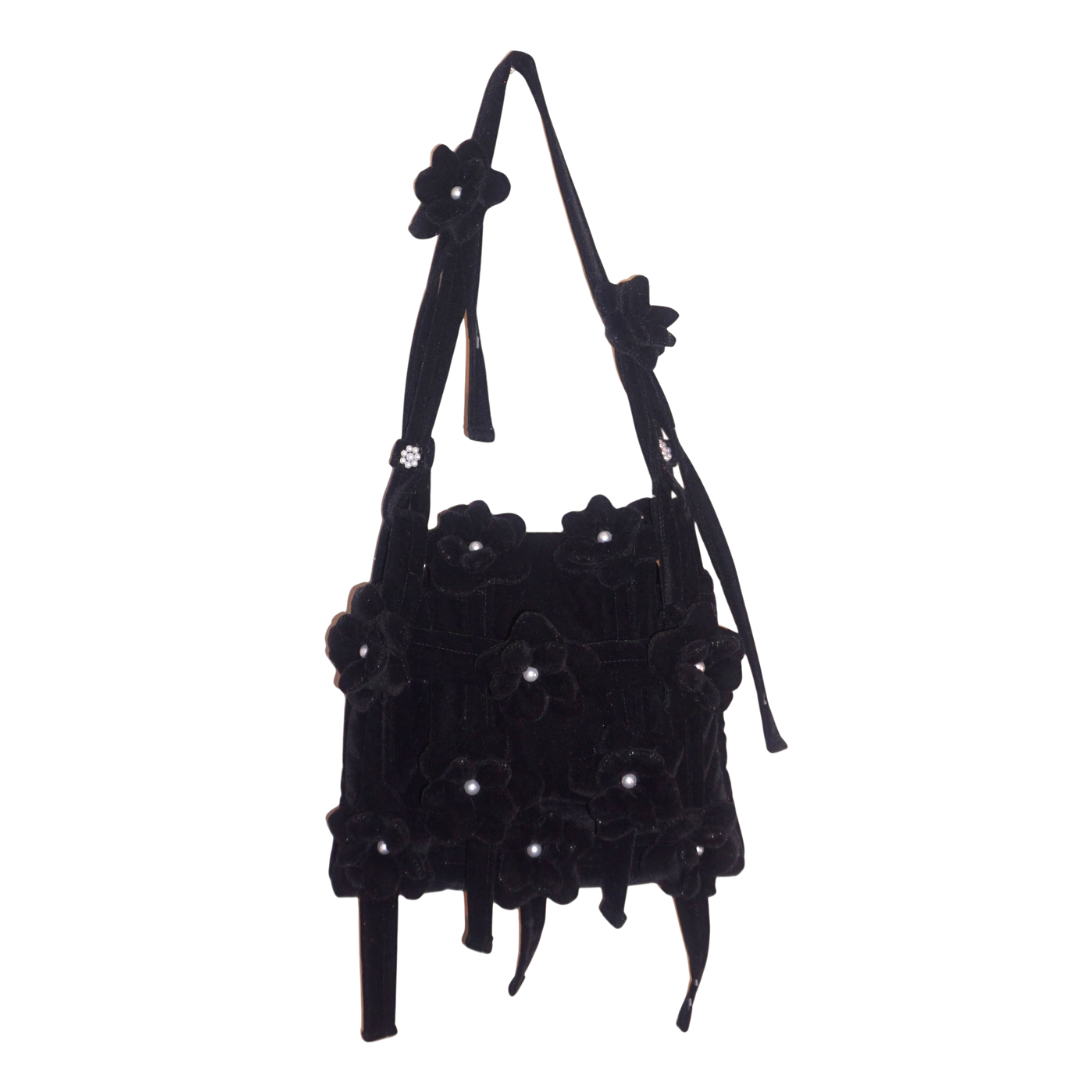 블랙 벨벳 가든 게이트