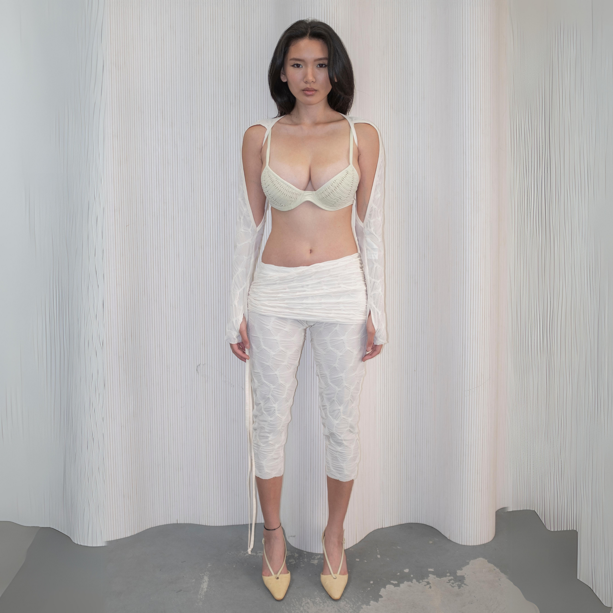 Liu Capri in Cream