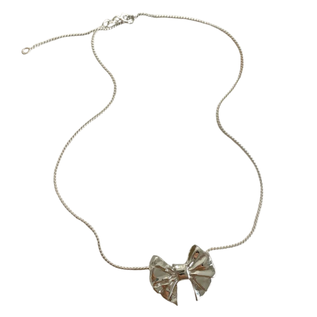 Bow Necklace