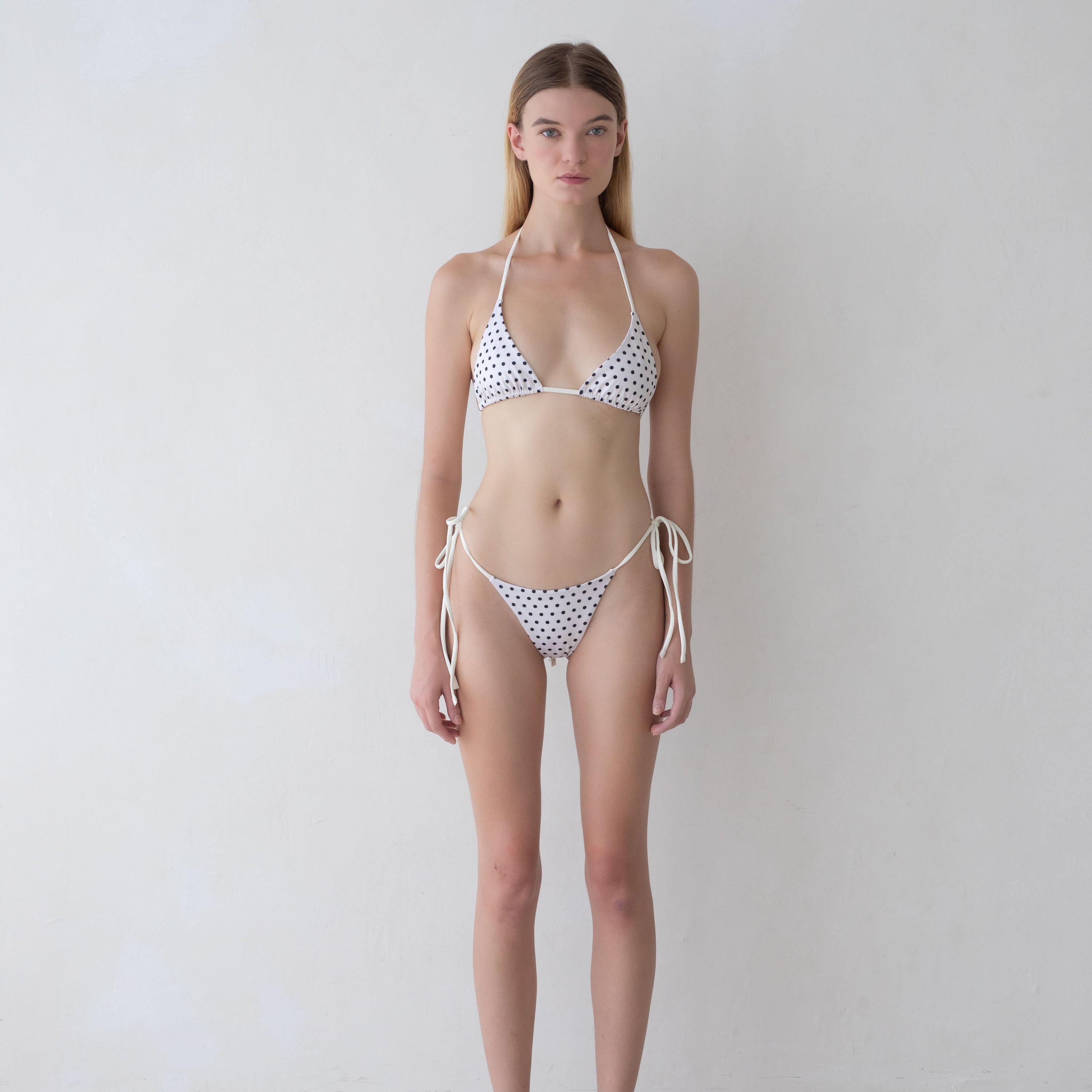 에스텔 폴카 도트 탑