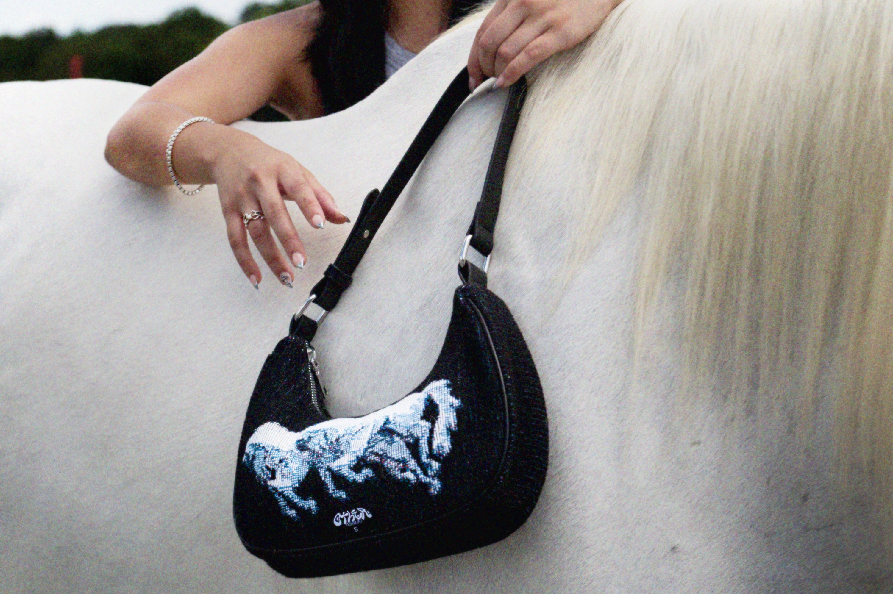 Nocturne Horse Bag in Warm Tone