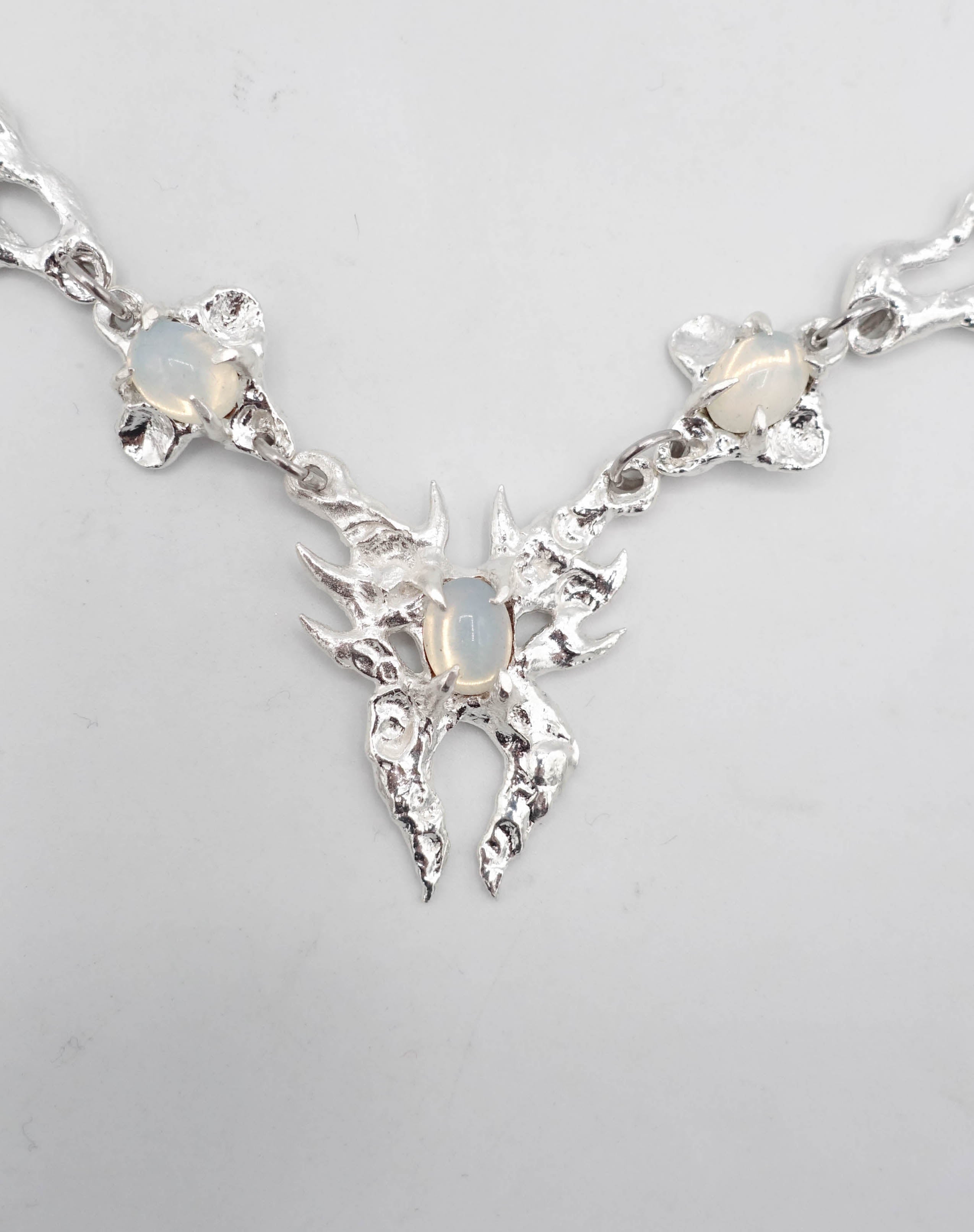 프레야 버터플라이 목걸이