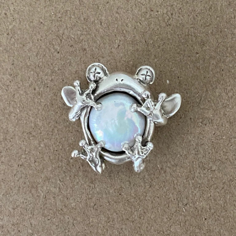 개구리 천사 목걸이