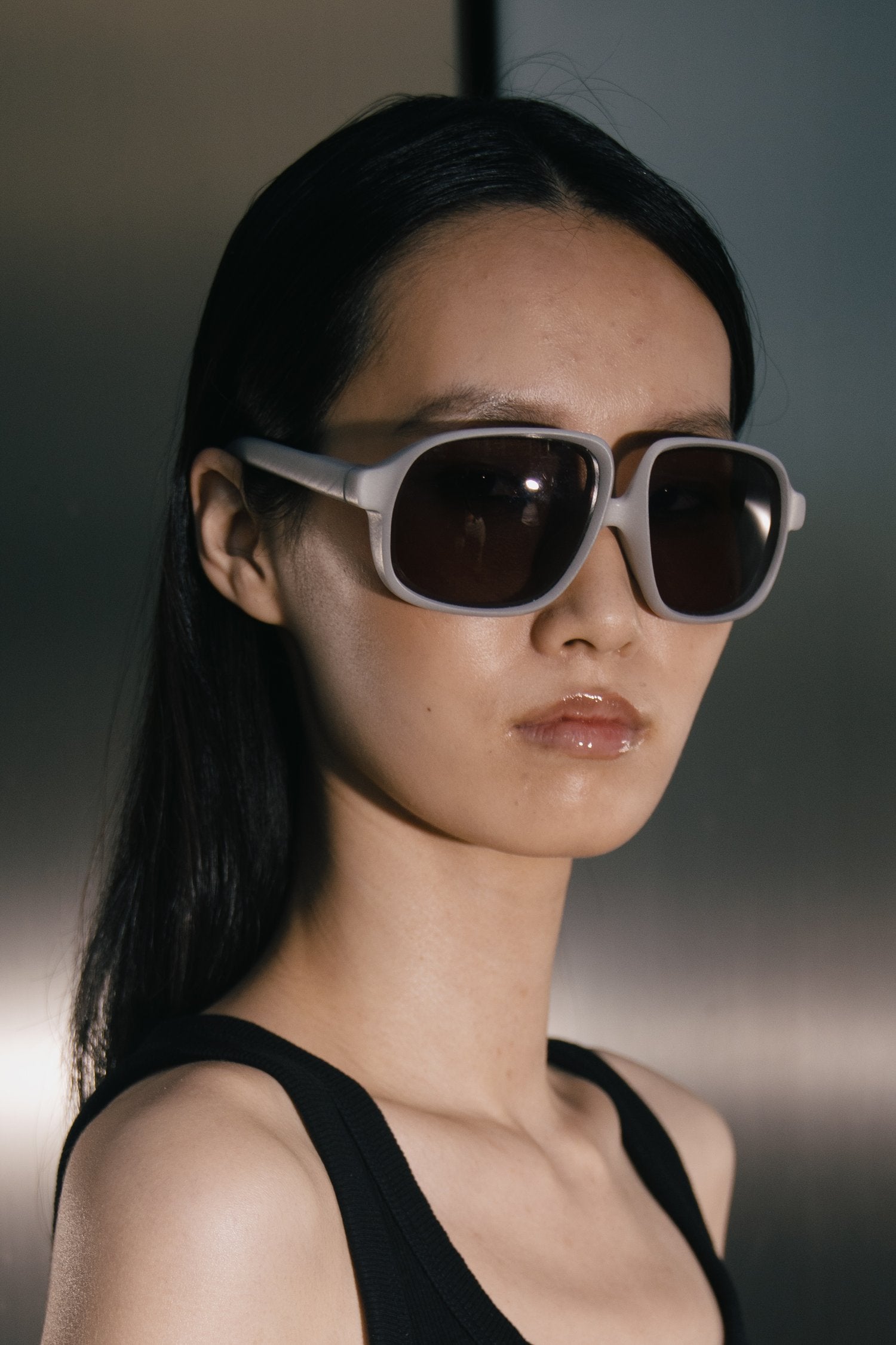 Bugzy in Bone White and Brown