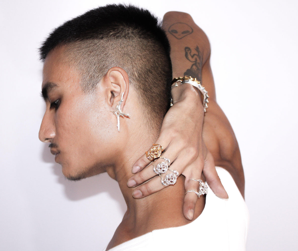Articulated Spike Sphere Ring in Gold