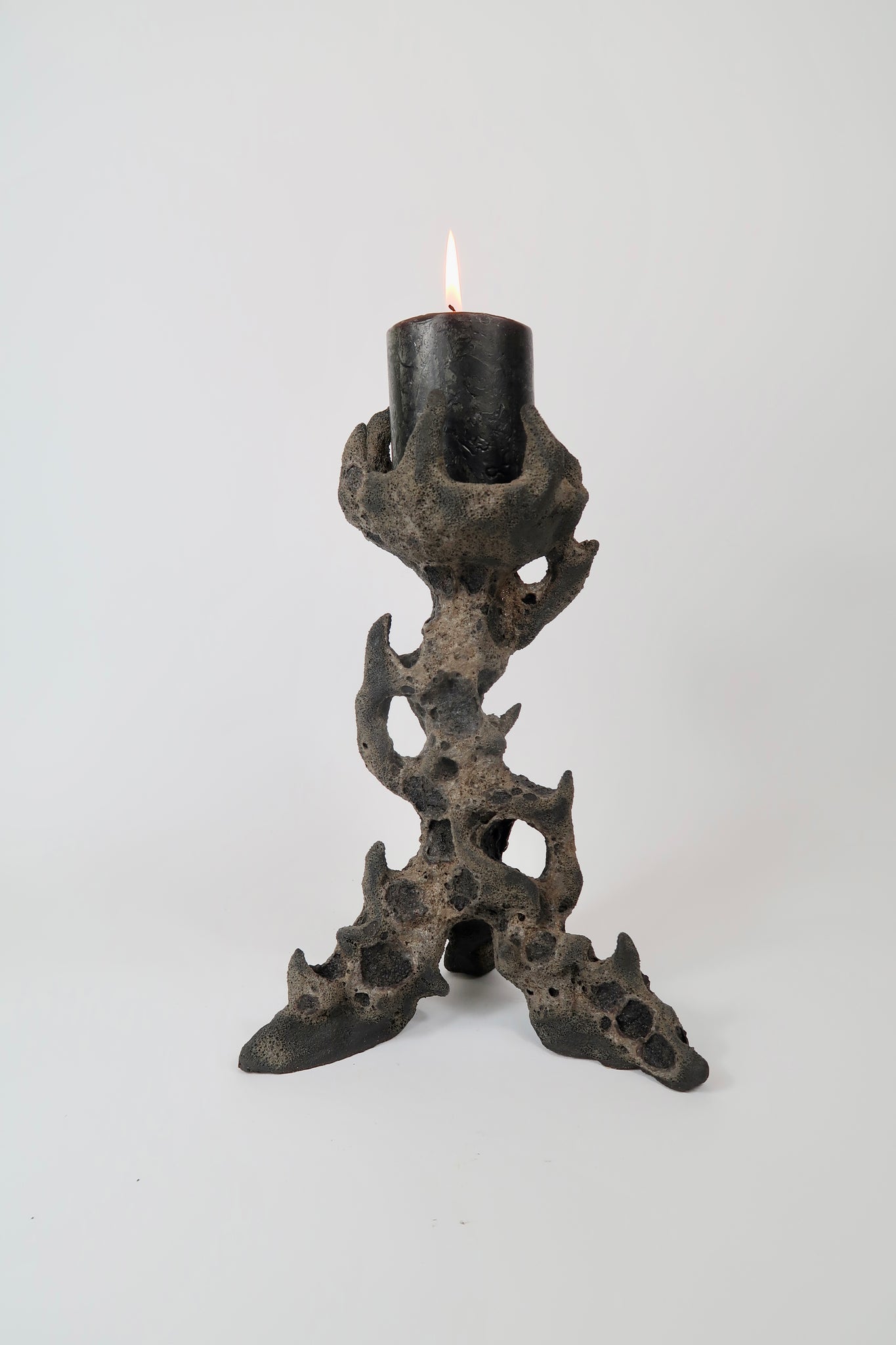 Lava Candleholder 01