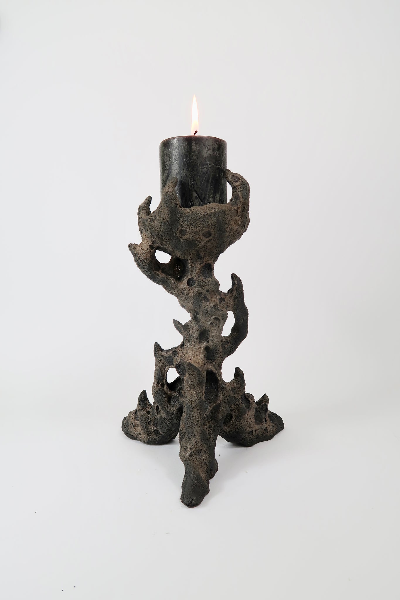 Lava Candleholder 01