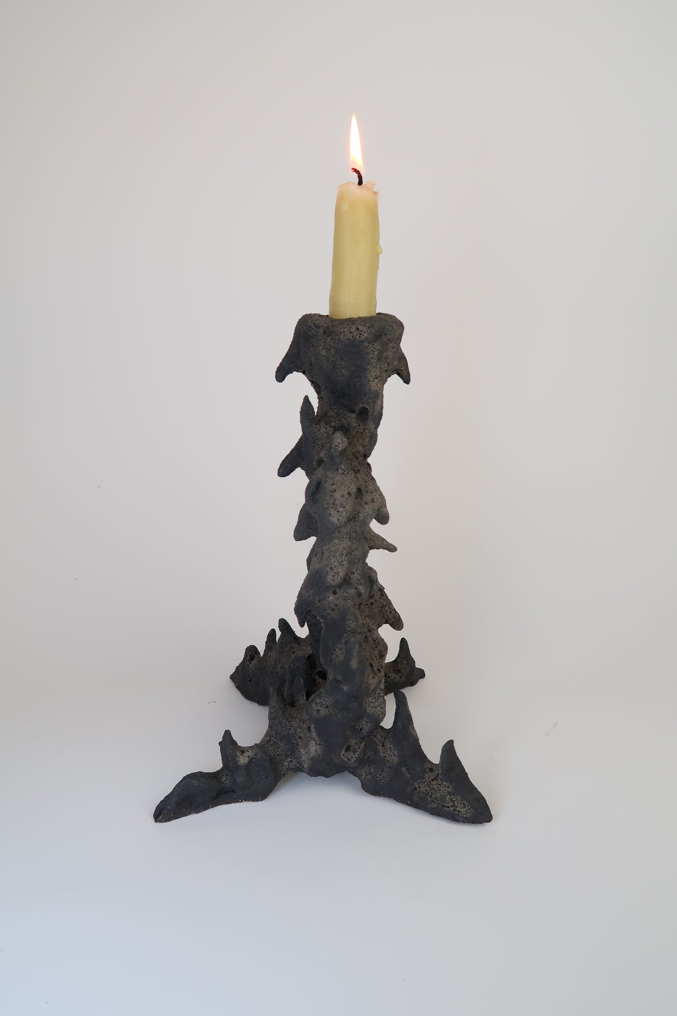 Lava Candleholder 03