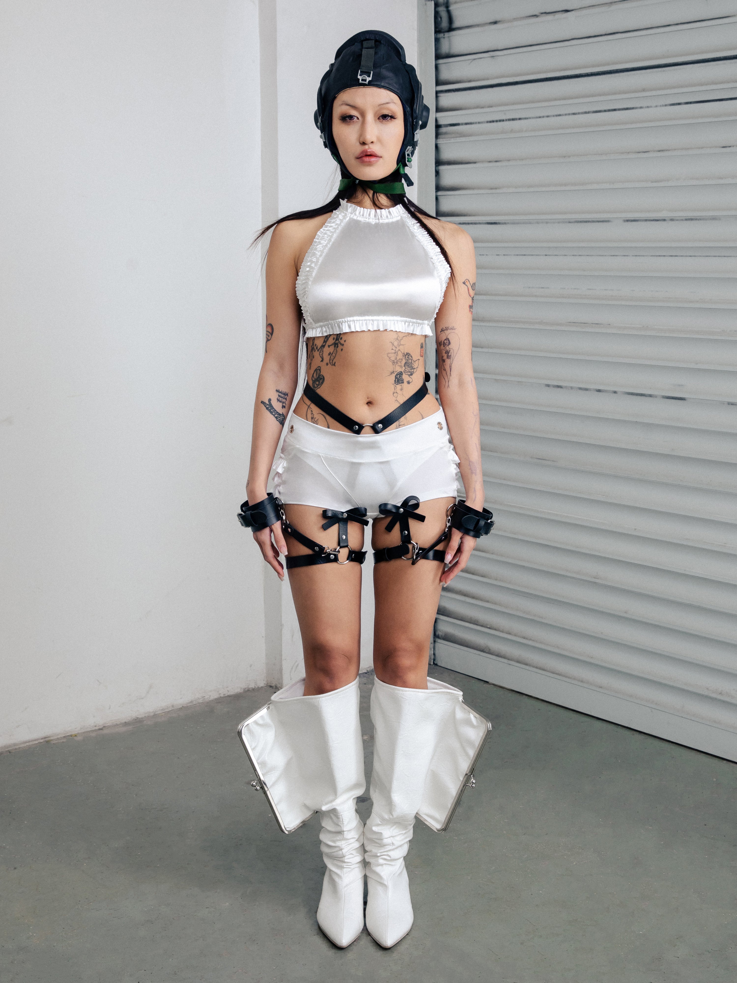 화이트 모크 로맨스 러플