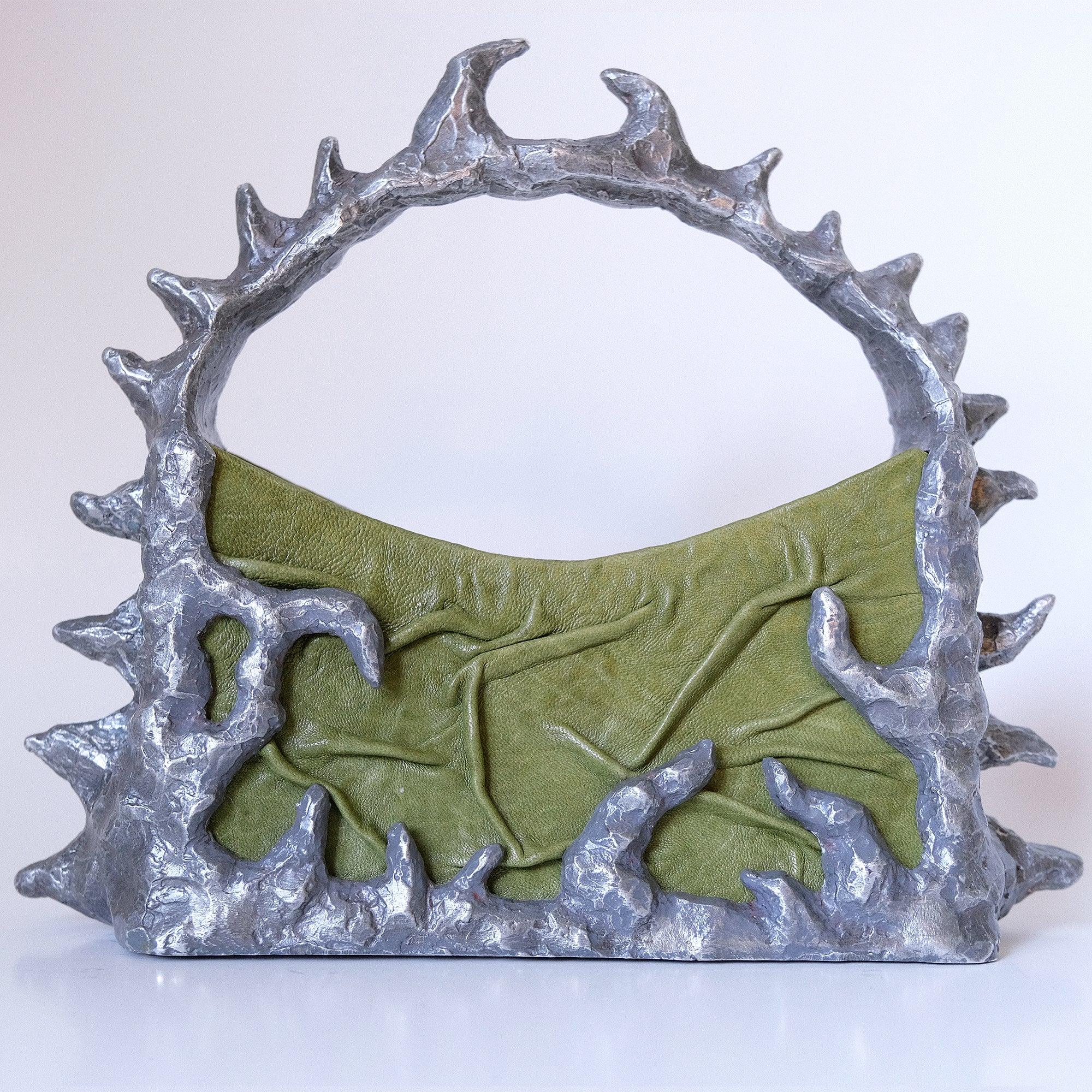 그린 시카트릭스 스파이크 백