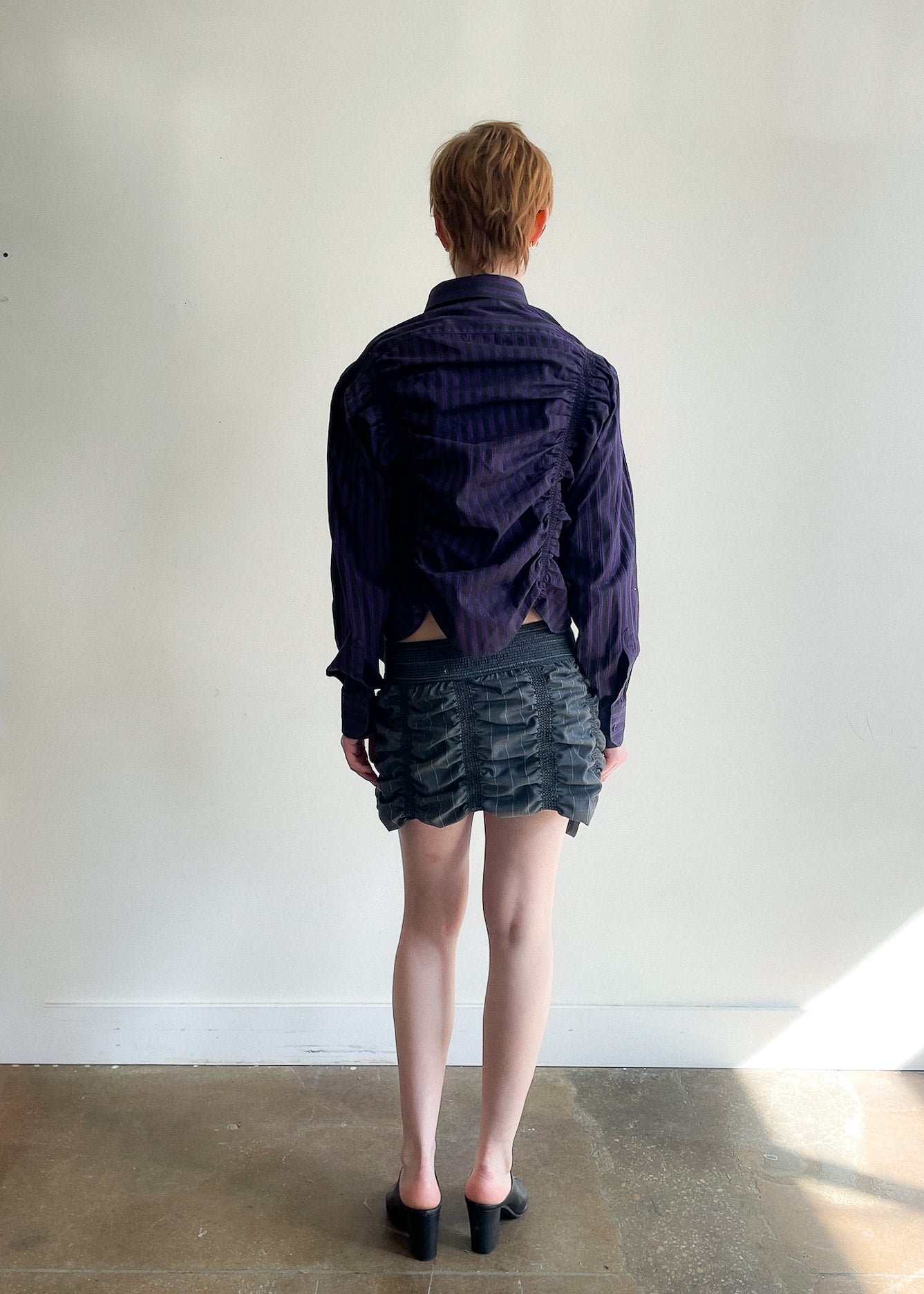 수축된 버튼 다운