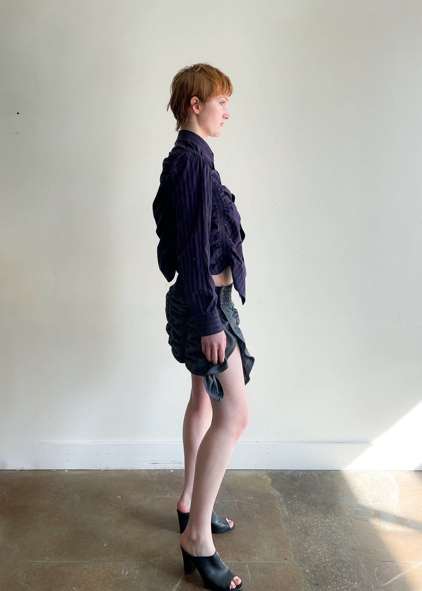 수축된 버튼 다운