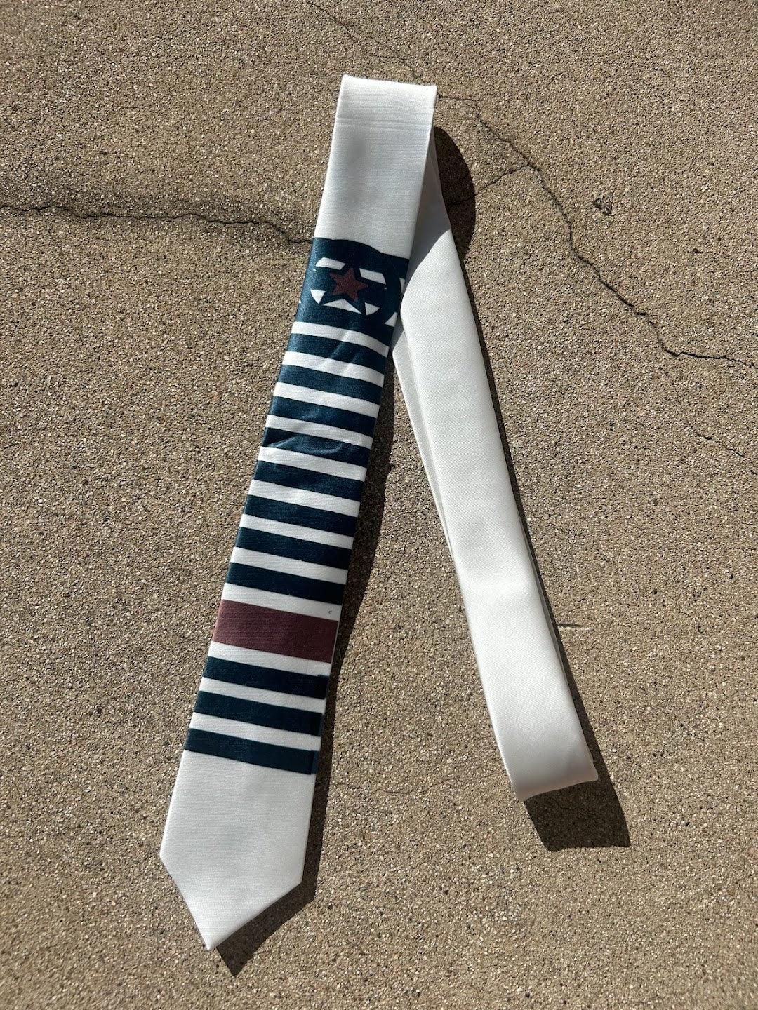Comfort Tie in Stoic