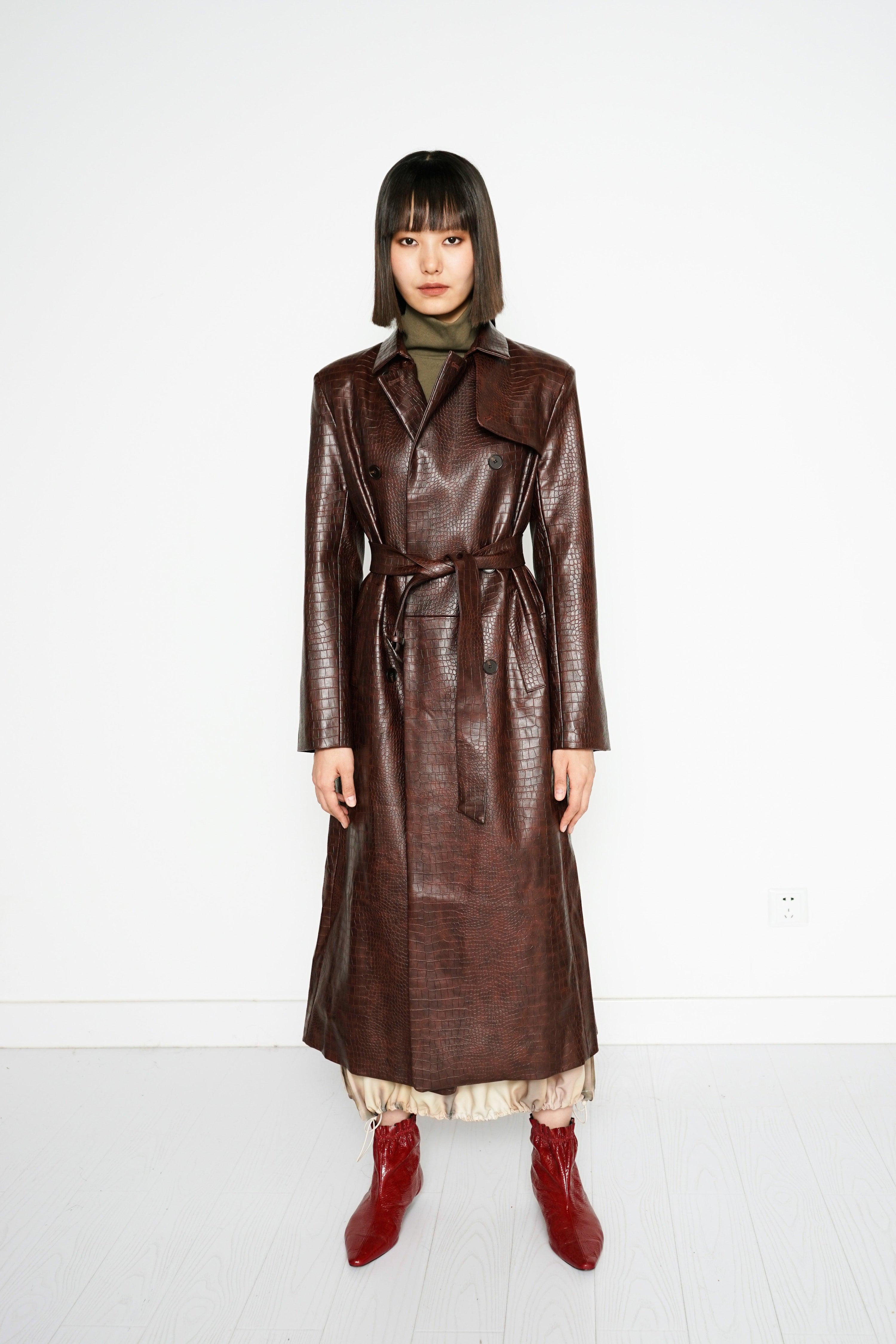 트리니티 트렌치코트