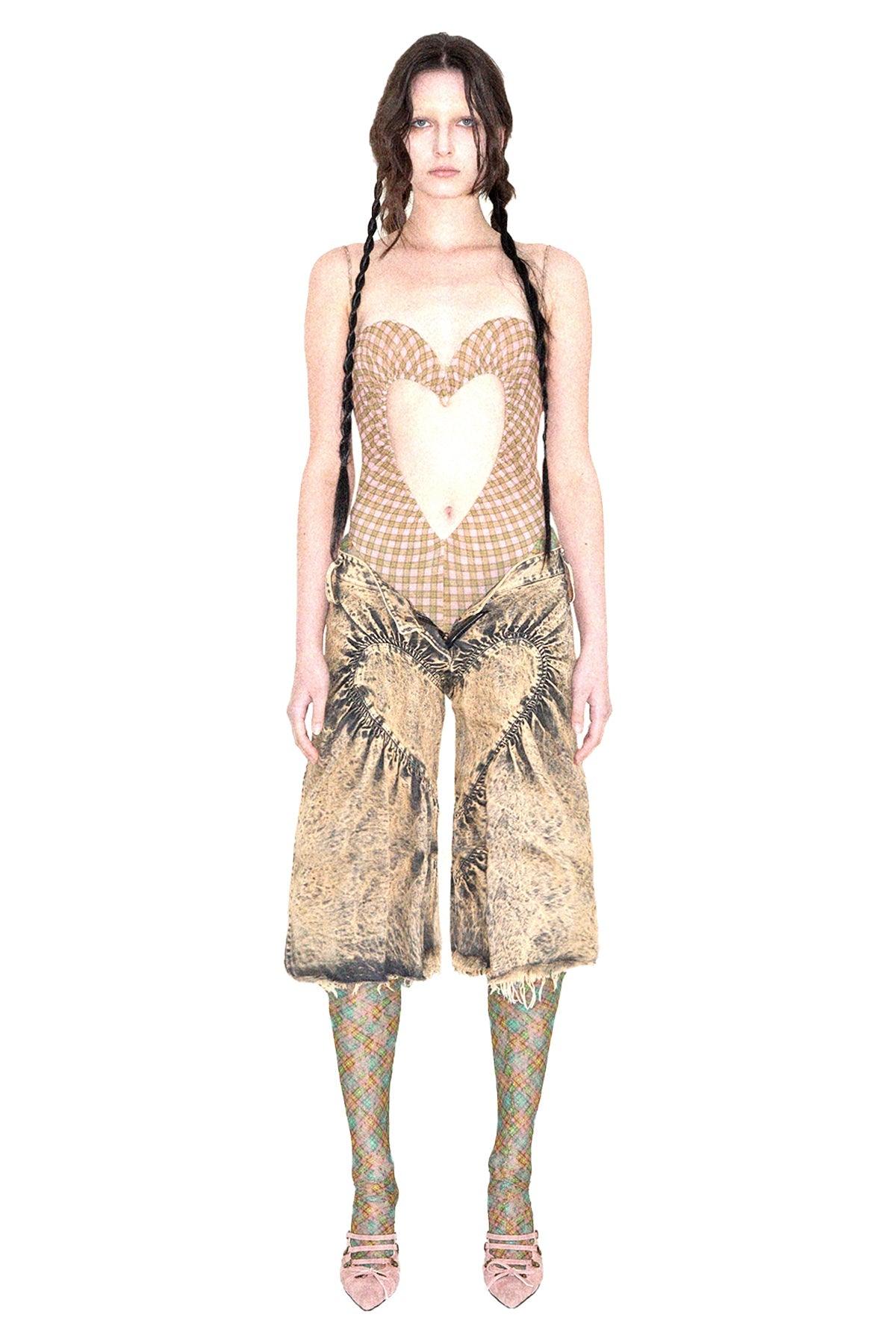 유니섹스 셔링 하트 디스트레스드 데님 반바지