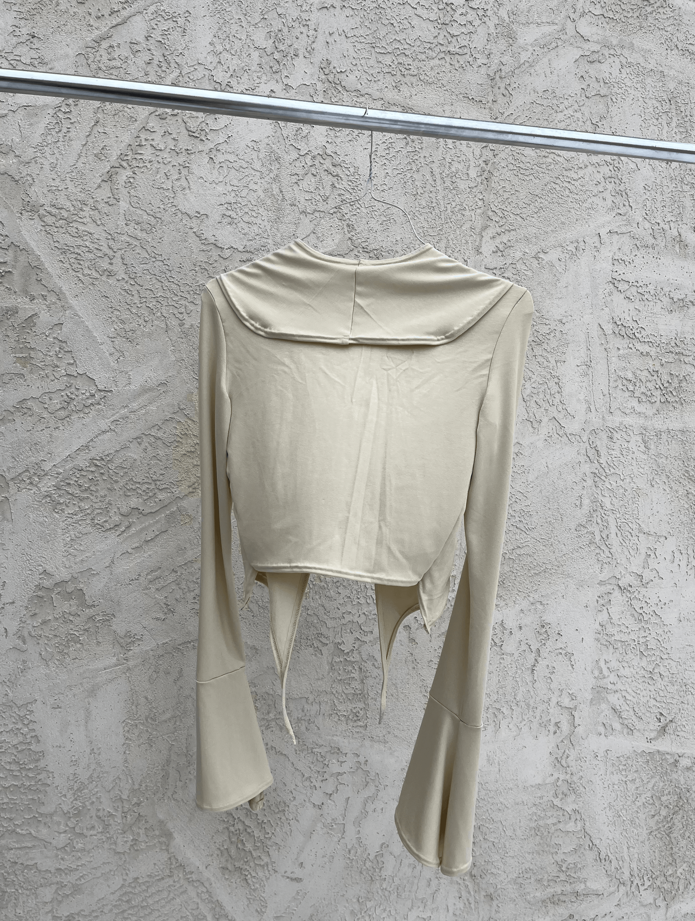 Bone Crescent Langarm-Top