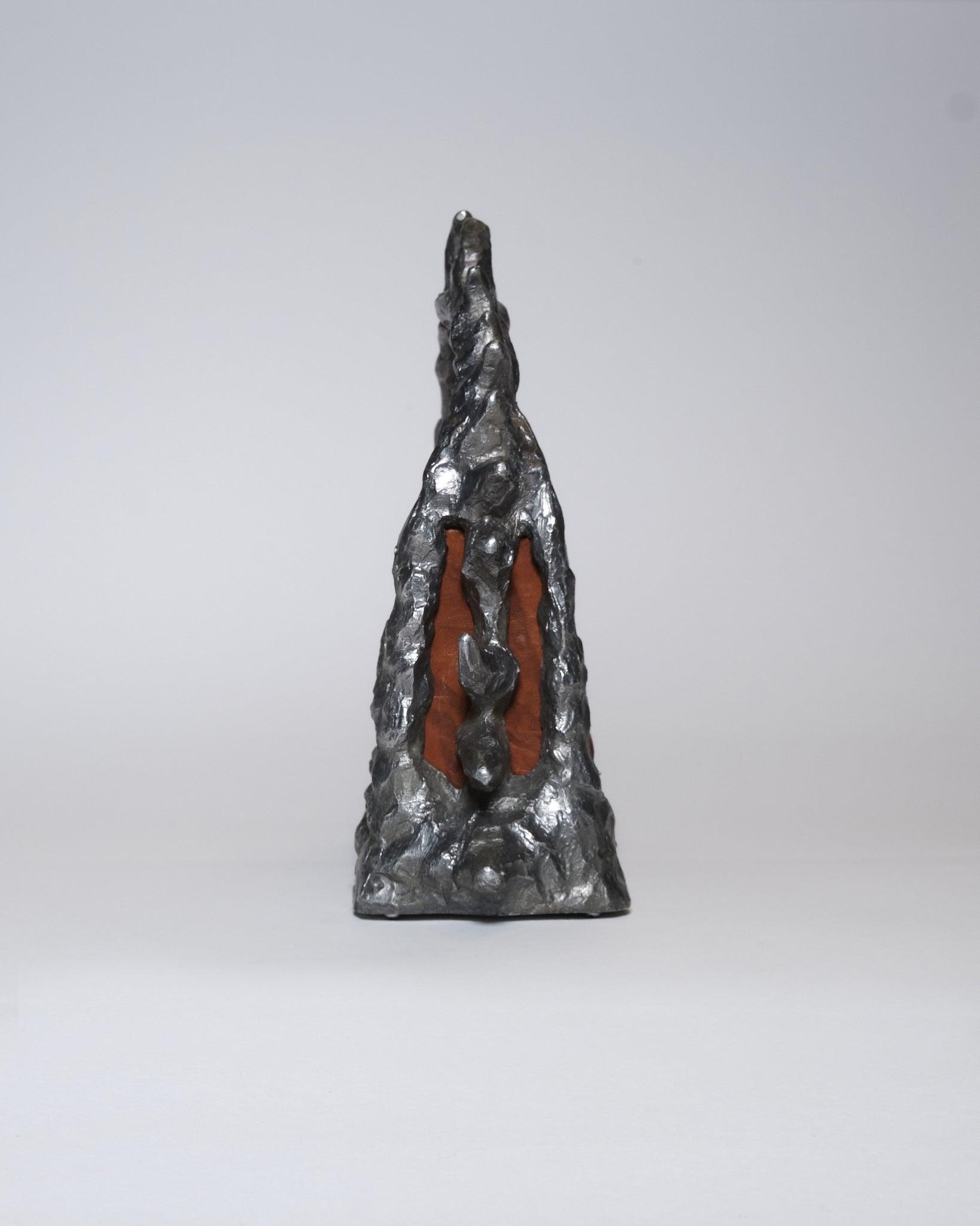 브라운 흉터 스파이크 백