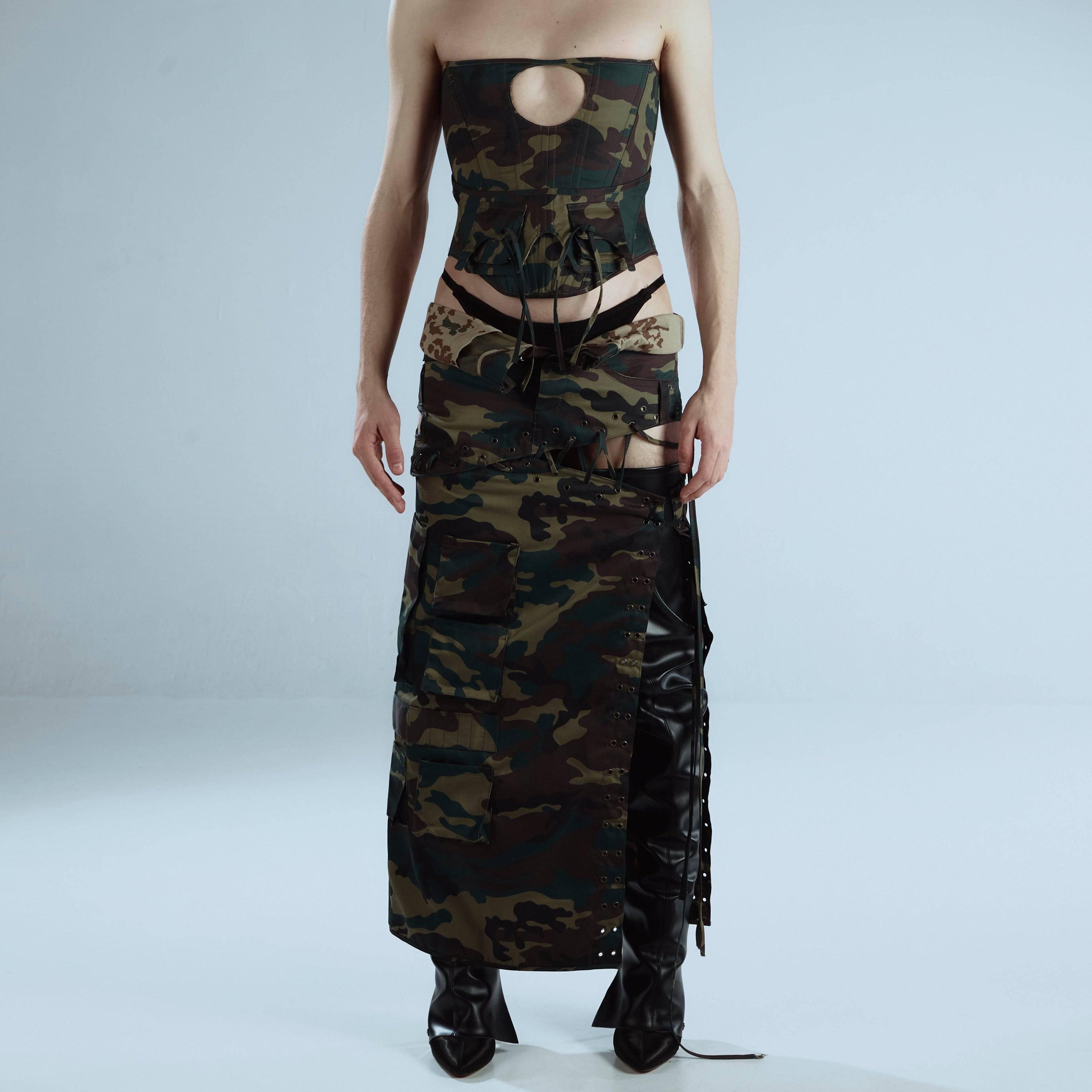 롤드 웨이스트밴드 카모 스커트