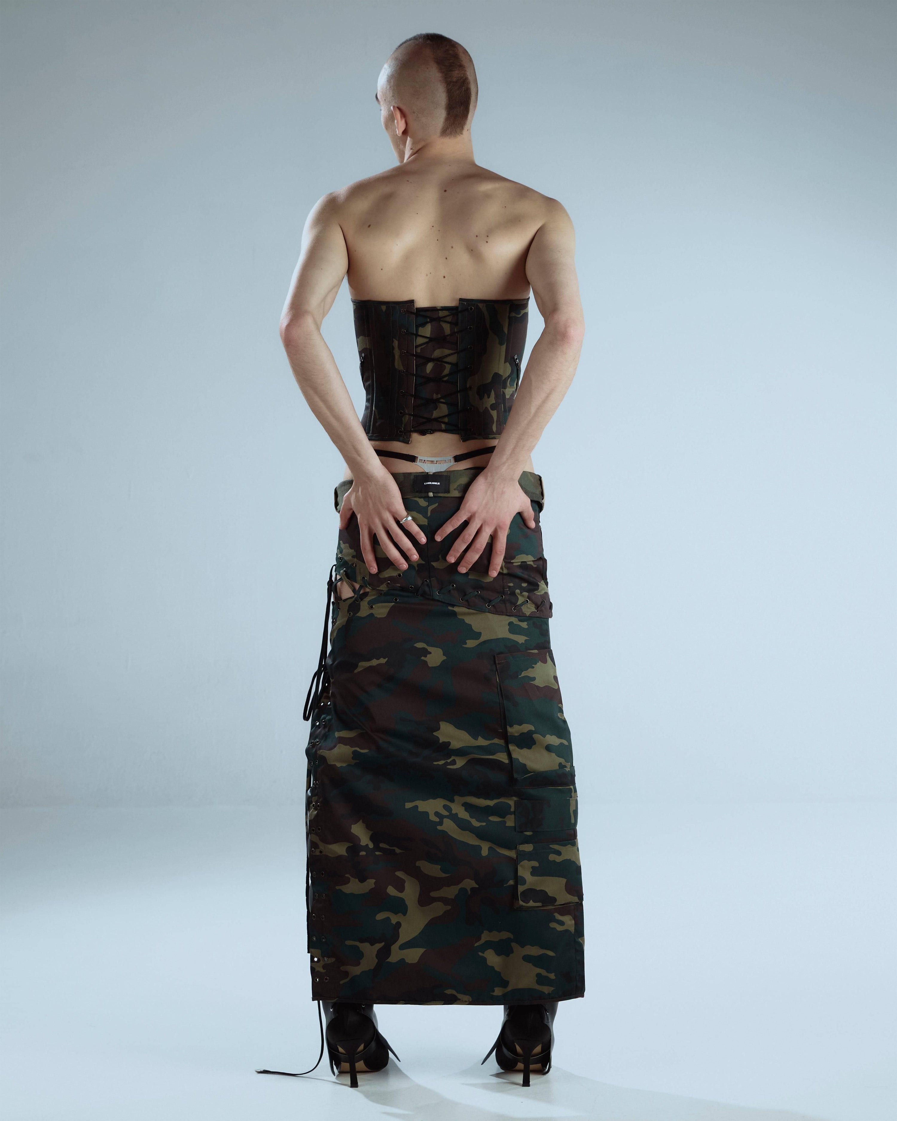 컷아웃 카고 코르셋