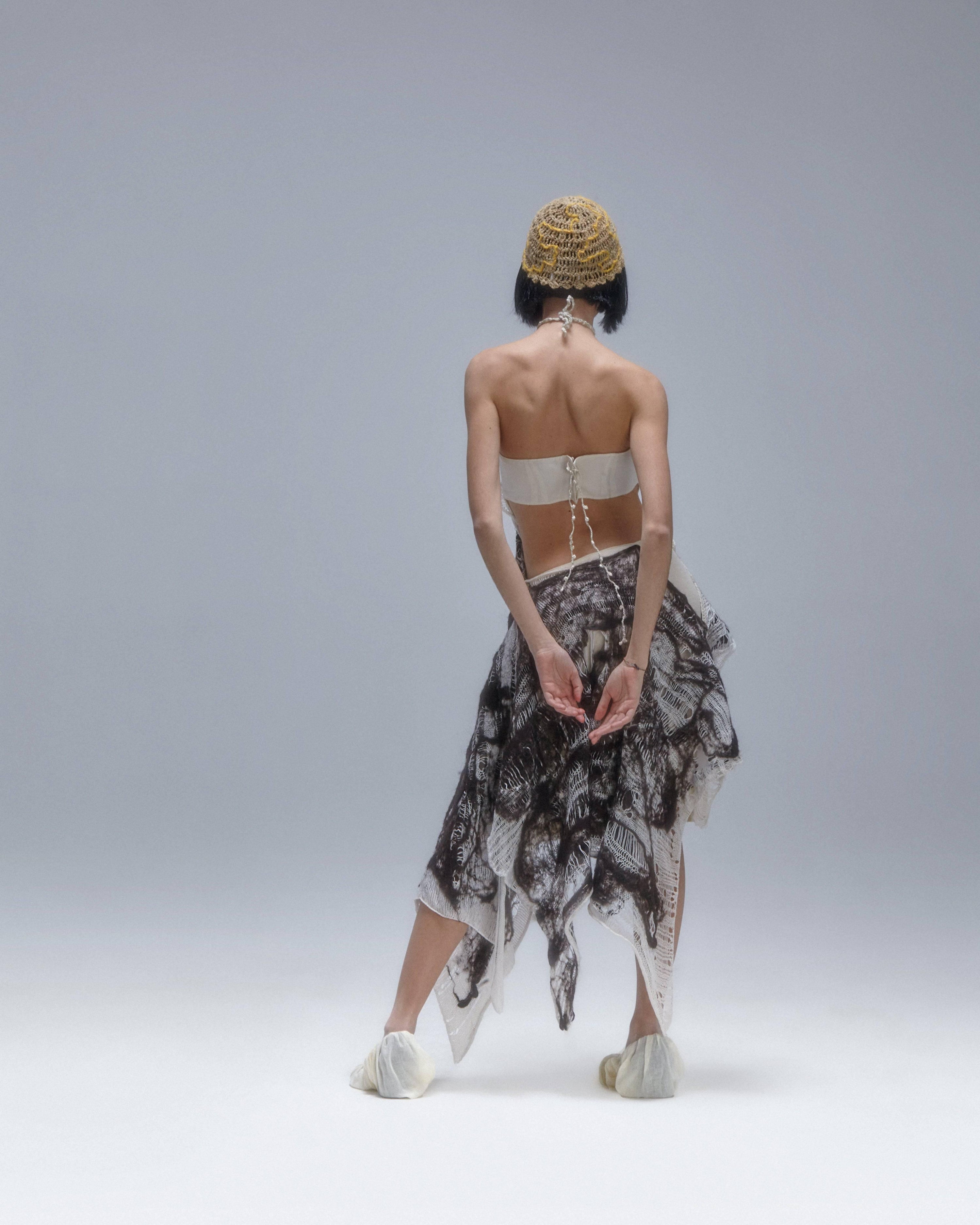 노란색 데이터 보닛