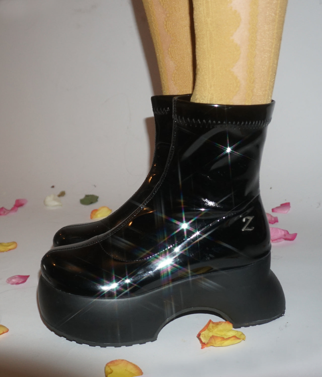 Ink Gloss Boots