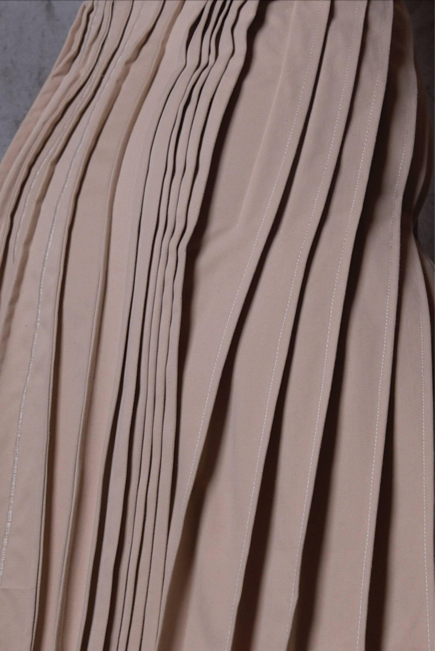 Unregelmäßiger Plissè-Rock