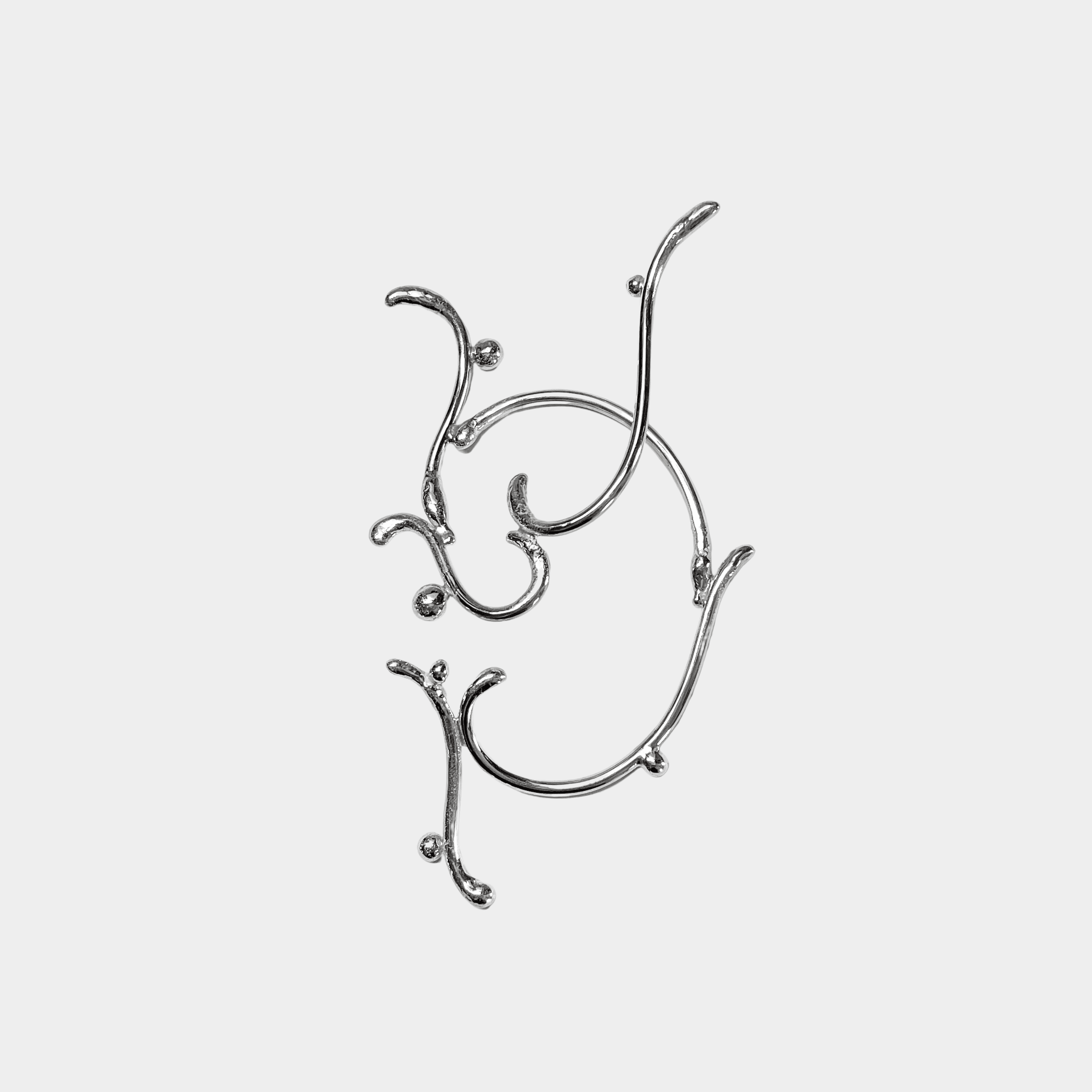 데이니스 이어커프