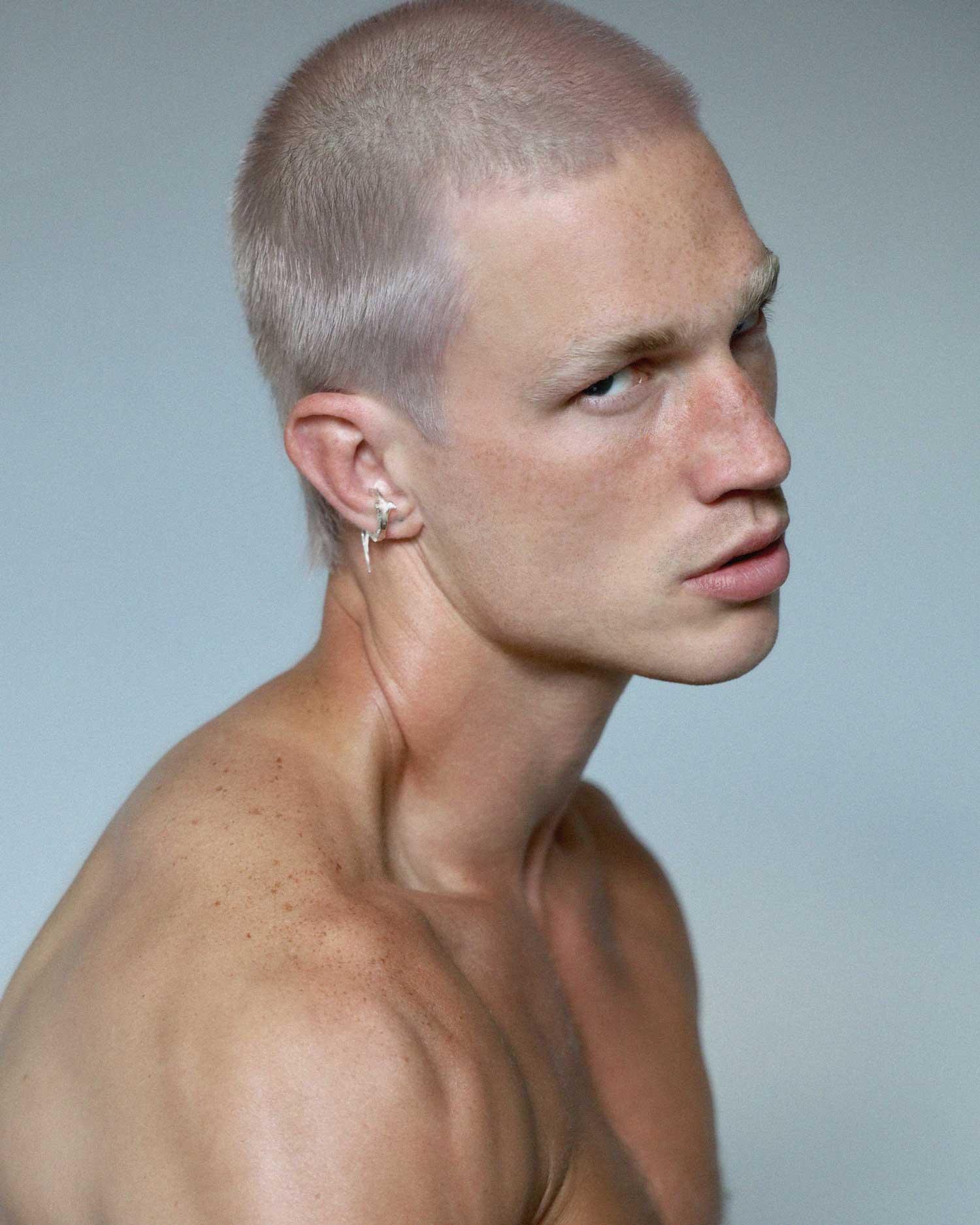 메이든스팽 이어커프